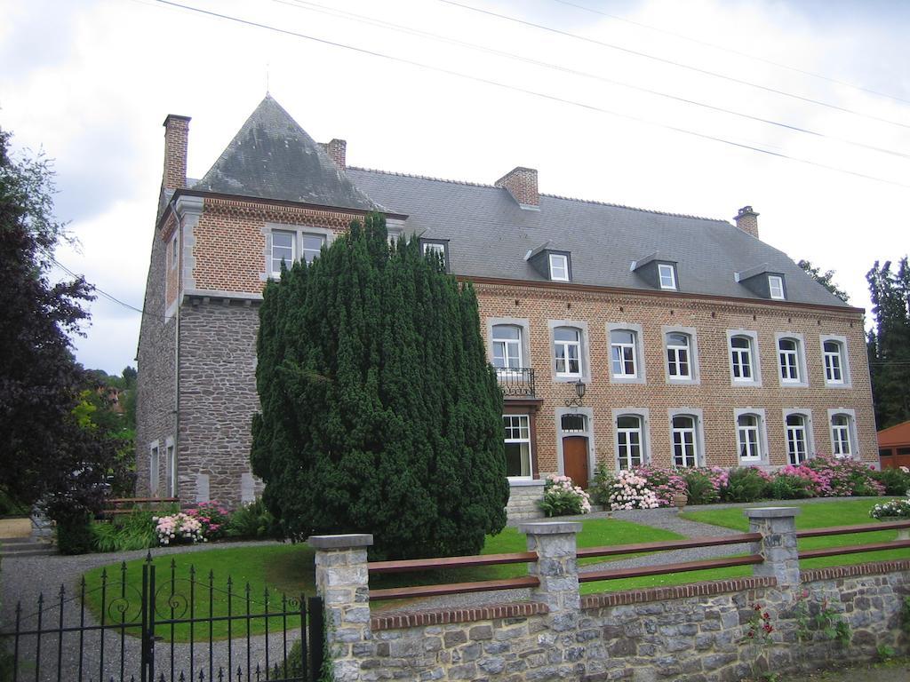 Le Richmond Hotel Godinne Exterior photo